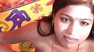 Desi girl Sonia gets a great time with her step brother Raj in a hot video.