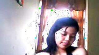 Sensual Indonesian beauty gets wild and kinky in a hot bhojpuri sex video. Watch now.