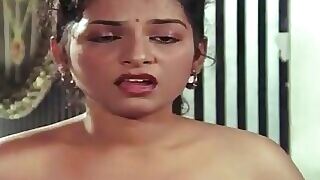 Chinna Thambi actress in steamy, sensual action
